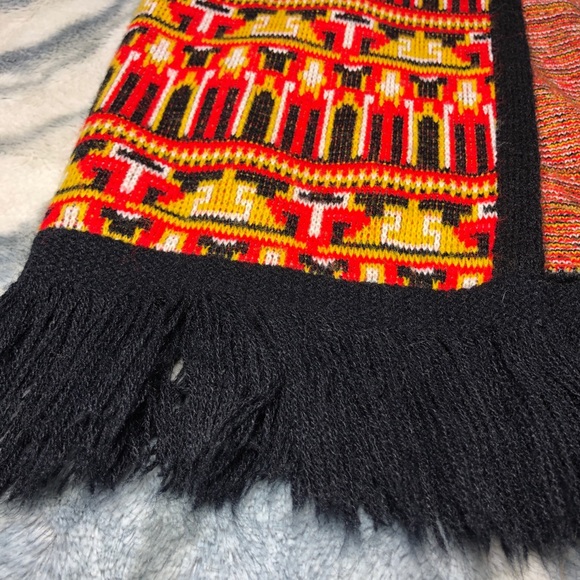 Patterned 🧶 Vest - Picture 4 of 4